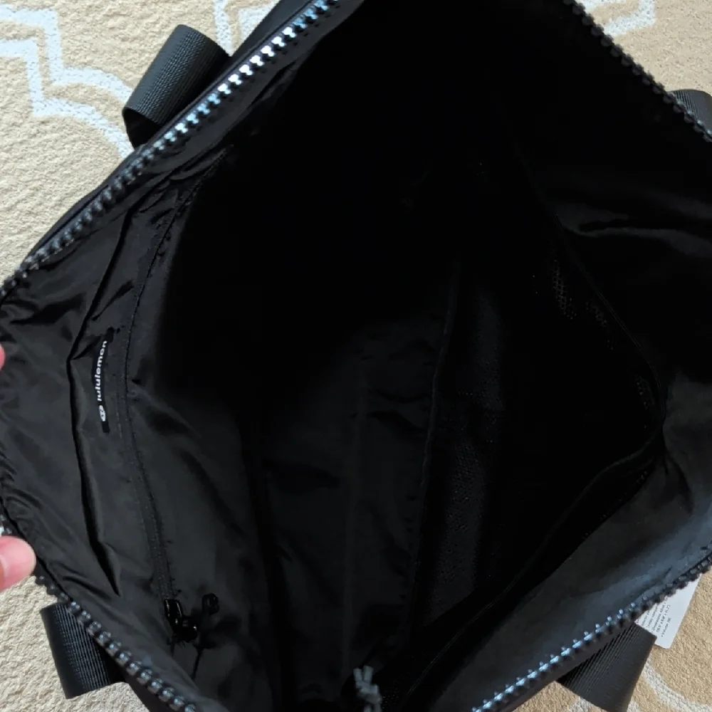 Lululemon All Day Essentials Tote Black NWT - Picture 8 of 13